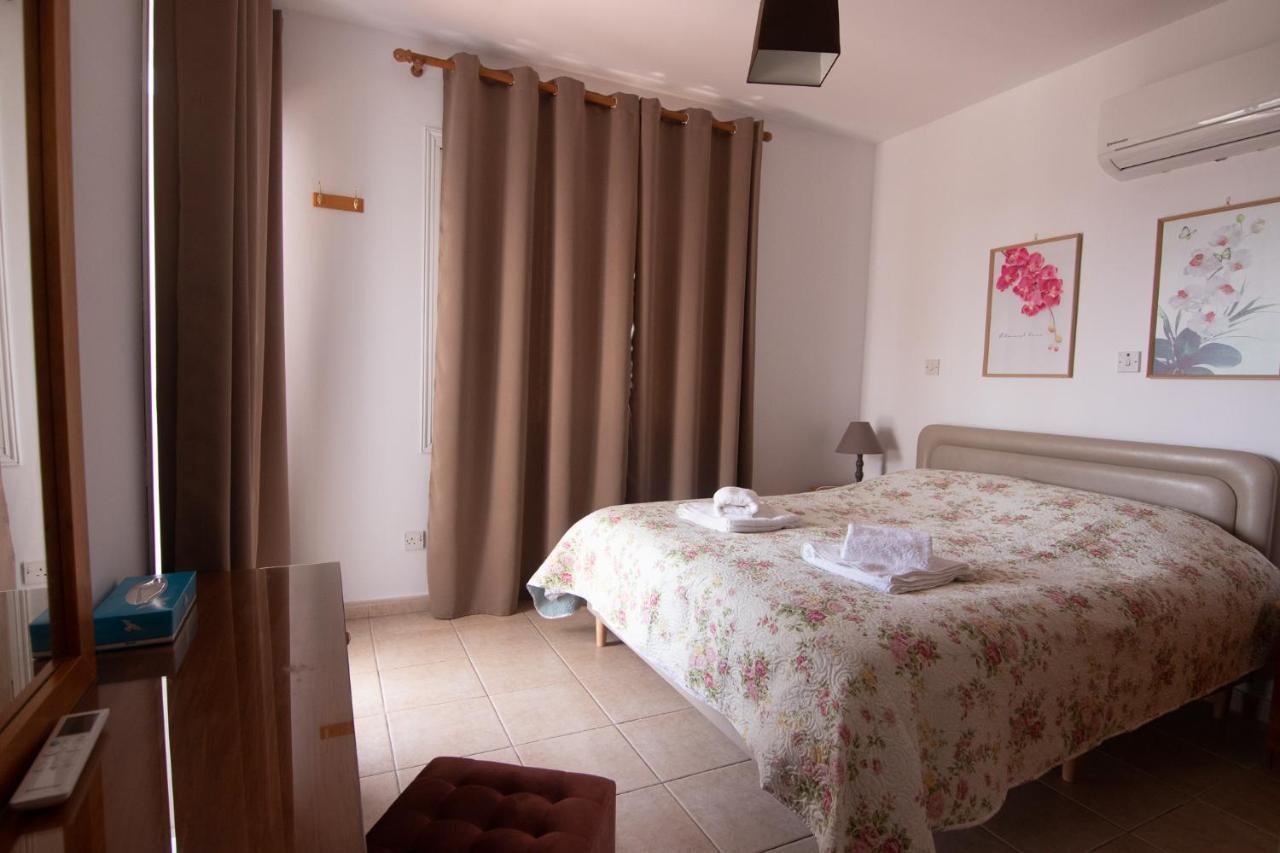 Amelia Two Bedroom Apartment - 202 Paphos Exterior photo