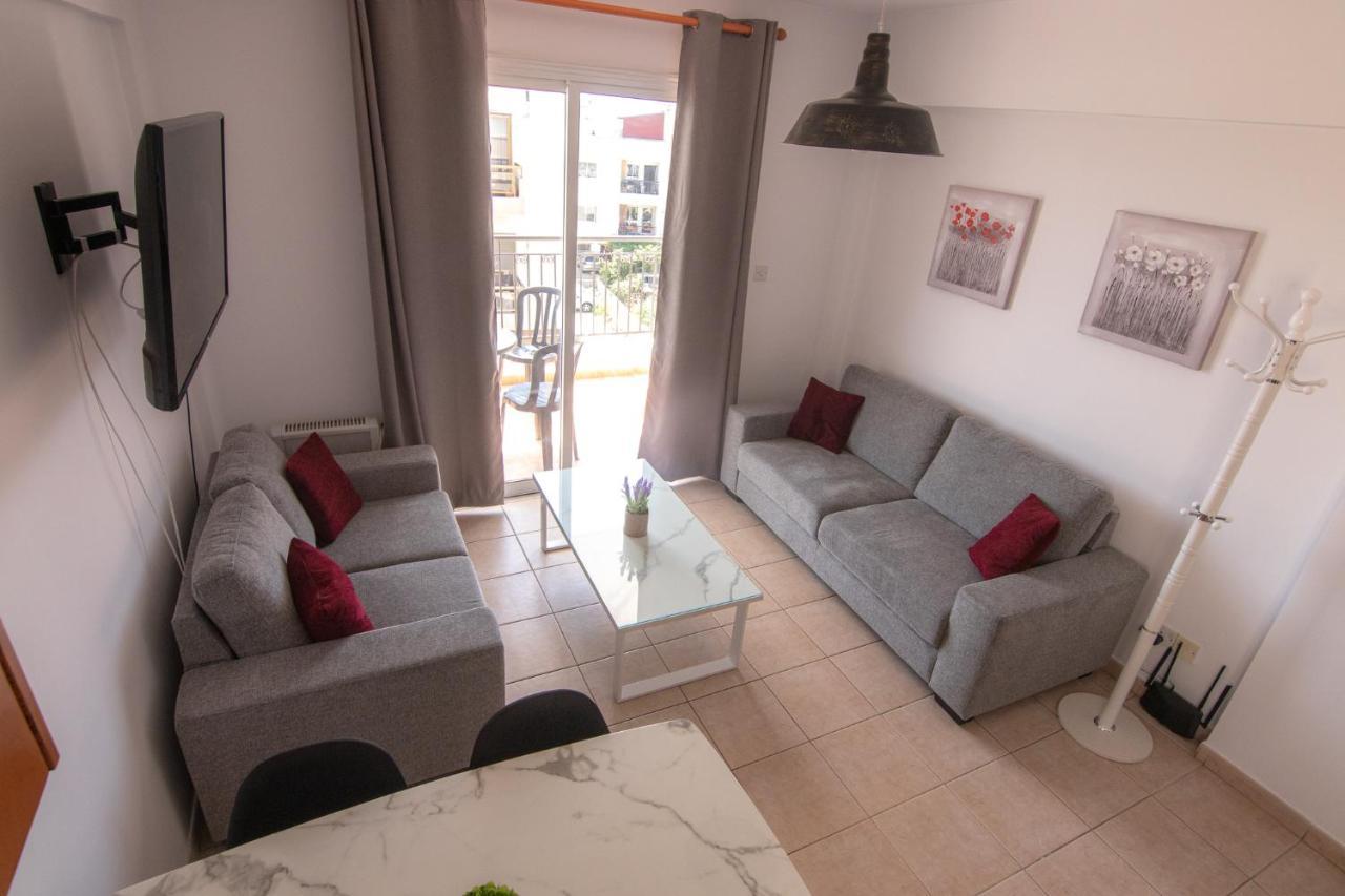 Amelia Two Bedroom Apartment - 202 Paphos Exterior photo